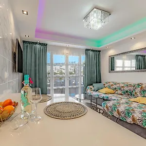  Apartment Beautiful Deluxe Sun And Sea Spain